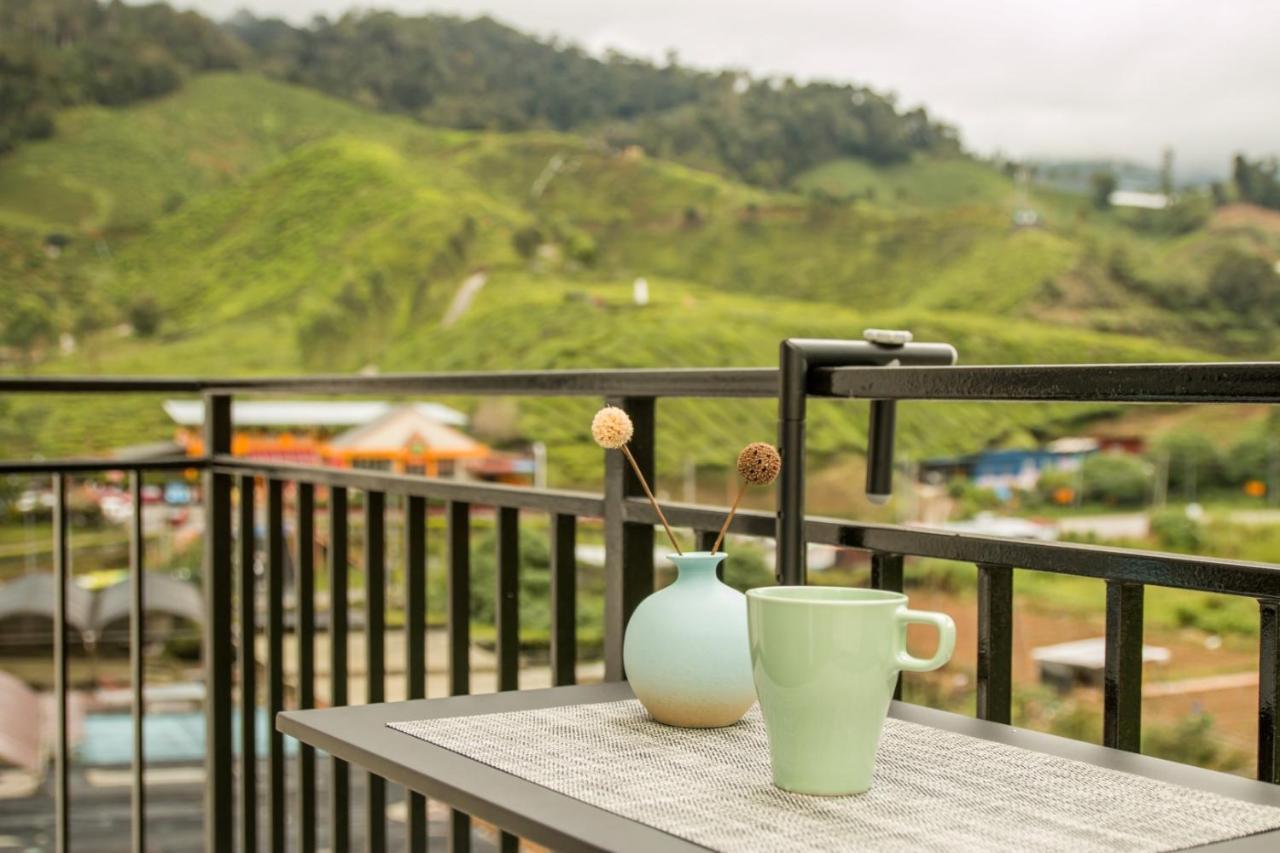 Gorgeous Sunset & Tea Plantation View-Premium Hotel Bed Kampung Kuala Terla Exterior foto